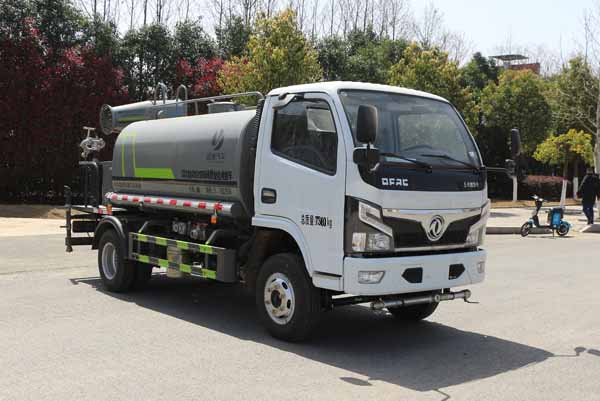 纵昂牌CLT5070GPSEQ6B型绿化喷洒车