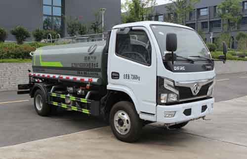 纵昂牌CLT5071GSSEQ6型洒水车