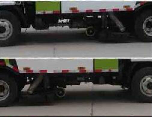 程力威牌CLW5070TXC6CD型吸尘车
