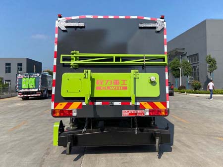 程力重工牌CLH5160TXCC6型吸尘车