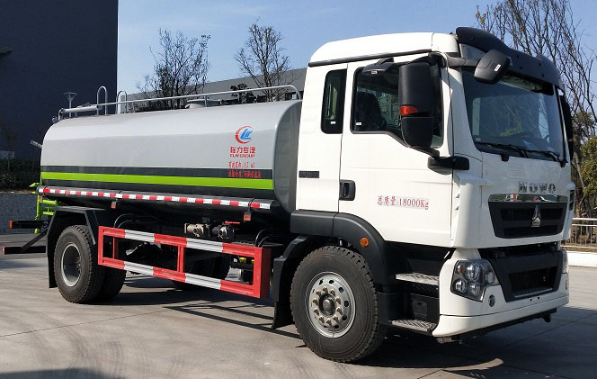 程力威牌CLW5180GPS6XC型绿化喷洒车