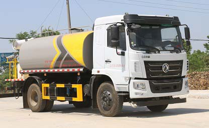 程力威牌CLW5161GPS6KL型绿化喷洒车