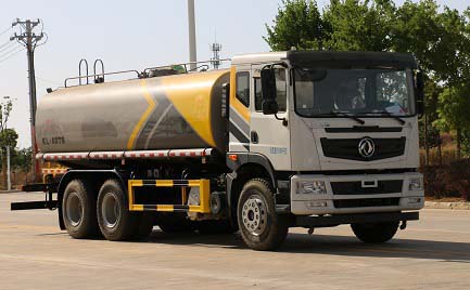 程力威牌CLW5250GPS6KL型绿化喷洒车