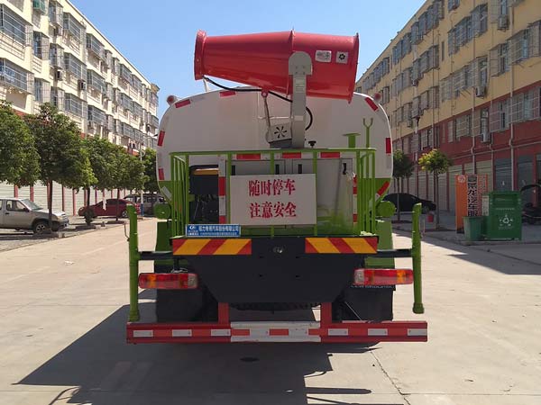 程力威牌CLW5181GPSC6型绿化喷洒车