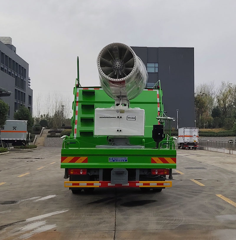 程力威牌CLW5181TDY6ZC型多功能抑尘车