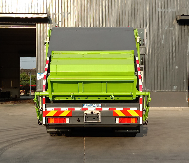 程力威牌CLW5041ZYS6型压缩式垃圾车