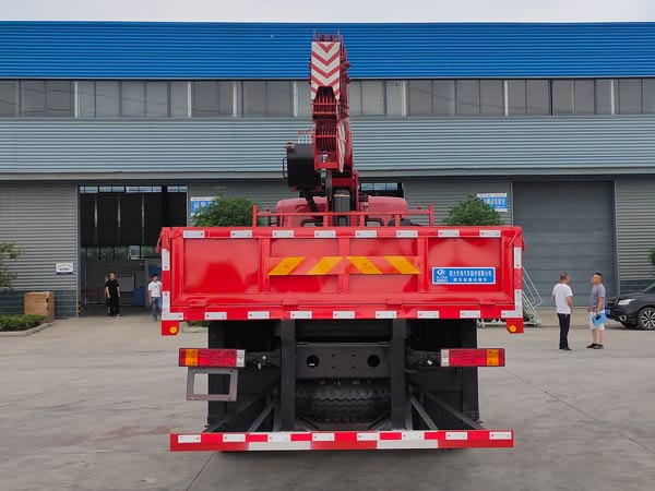 程力威牌CLW5183JSQ6SZ型随车起重运输车
