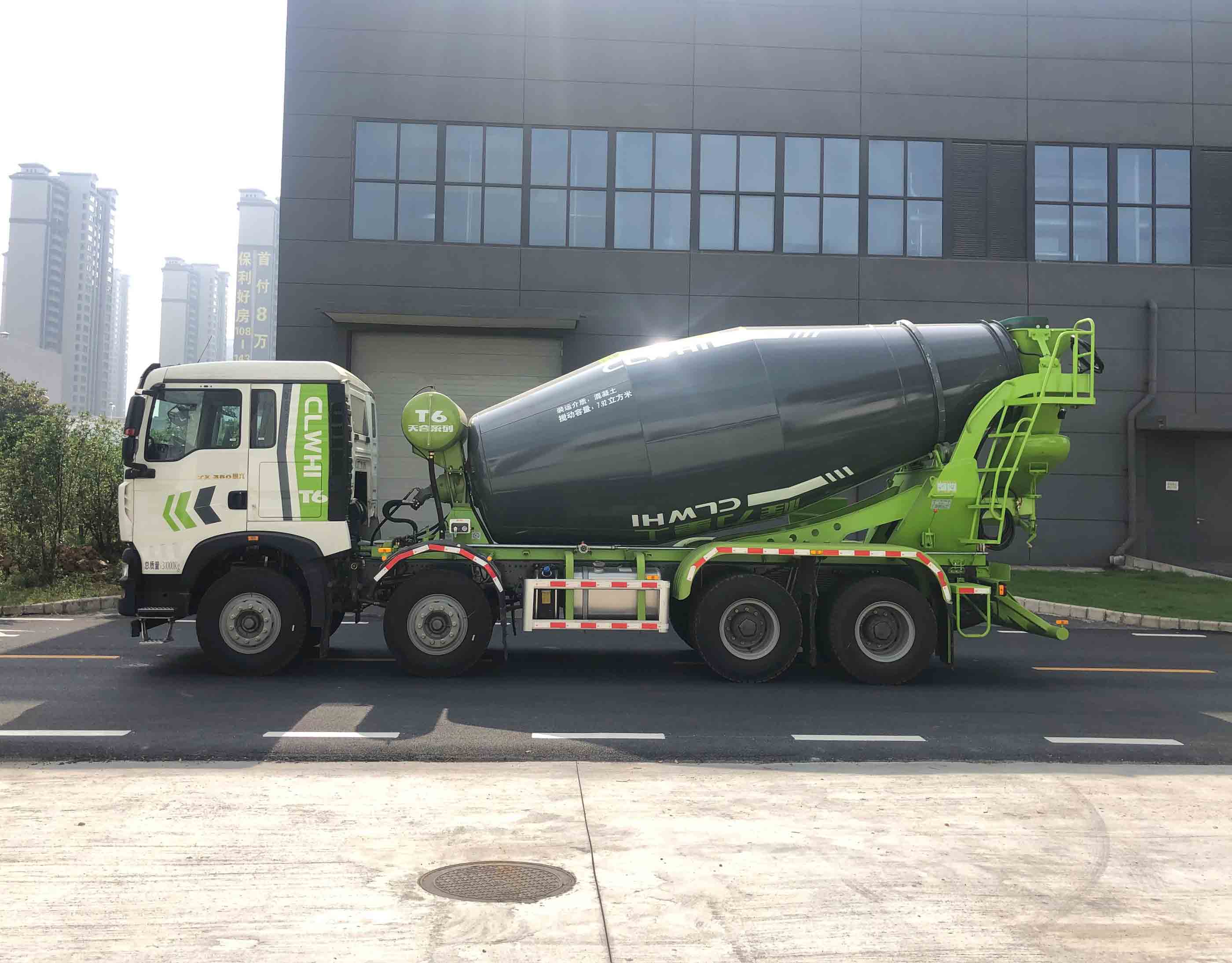 程力重工牌CLH5313GJBZ6型混凝土搅拌运输车