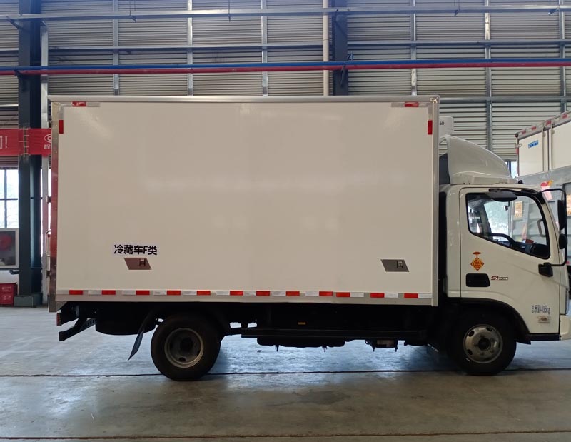 程力牌CL5040XLCB6WX型冷藏车