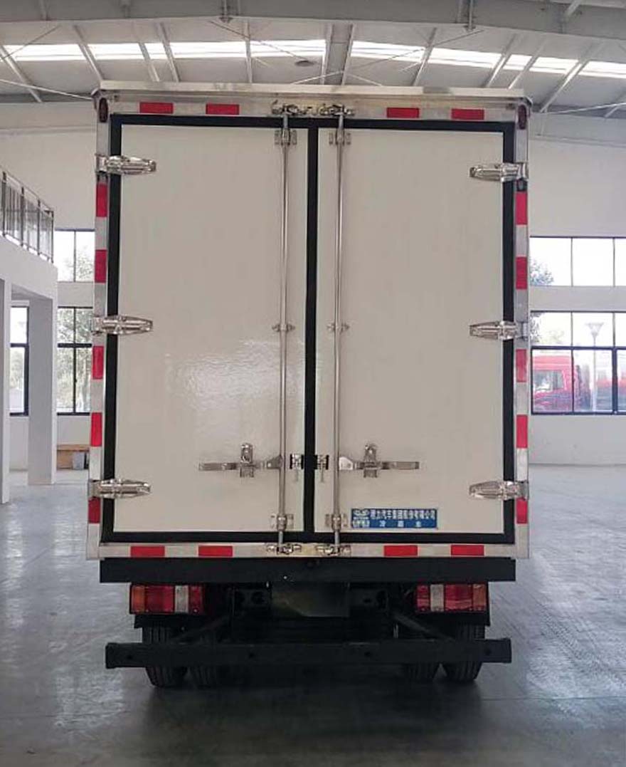 程力牌CL5040XLC6QX型冷藏车