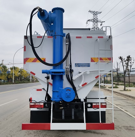 程力威牌CLW5185ZSL6型散装饲料运输车
