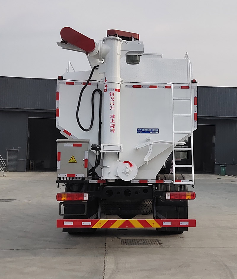 程力牌CL5181ZSL6SS型散装饲料运输车