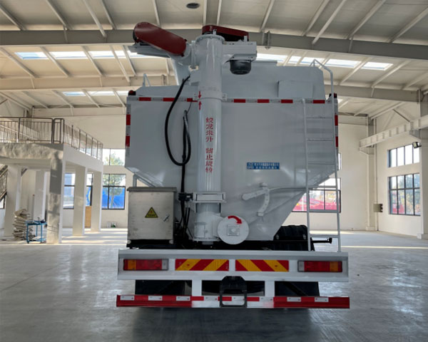 程力牌CL5251ZSL6SS型散装饲料运输车